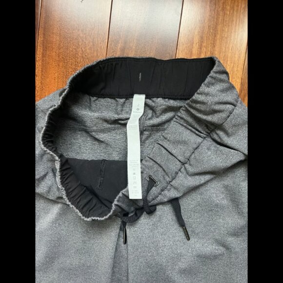 Lululemon On The Fly Pant - Picture 3 of 4